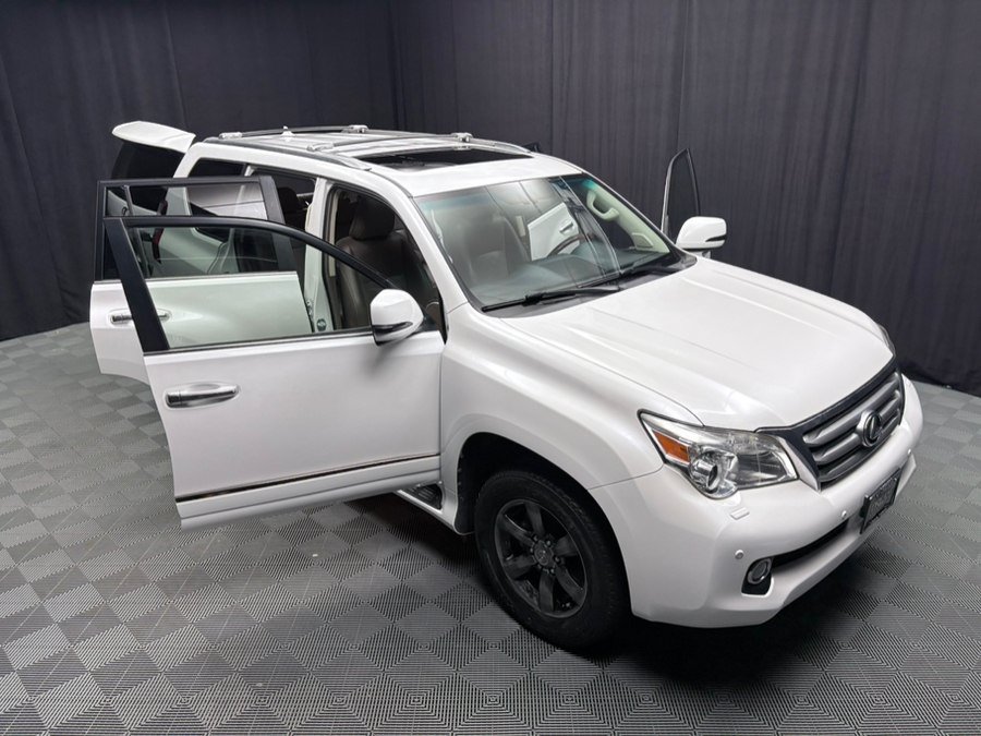 Used 2013 Lexus GX 460 Premium AWD/4WD image 21
