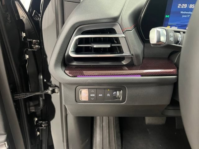 New 2026 Chevrolet Traverse RS AWD/4WD image 12