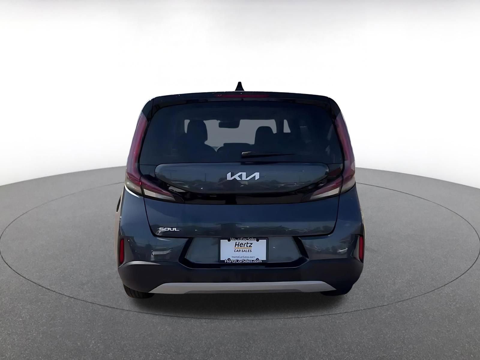 Used 2025 Kia Soul LX w/ LX Technology Package image 12
