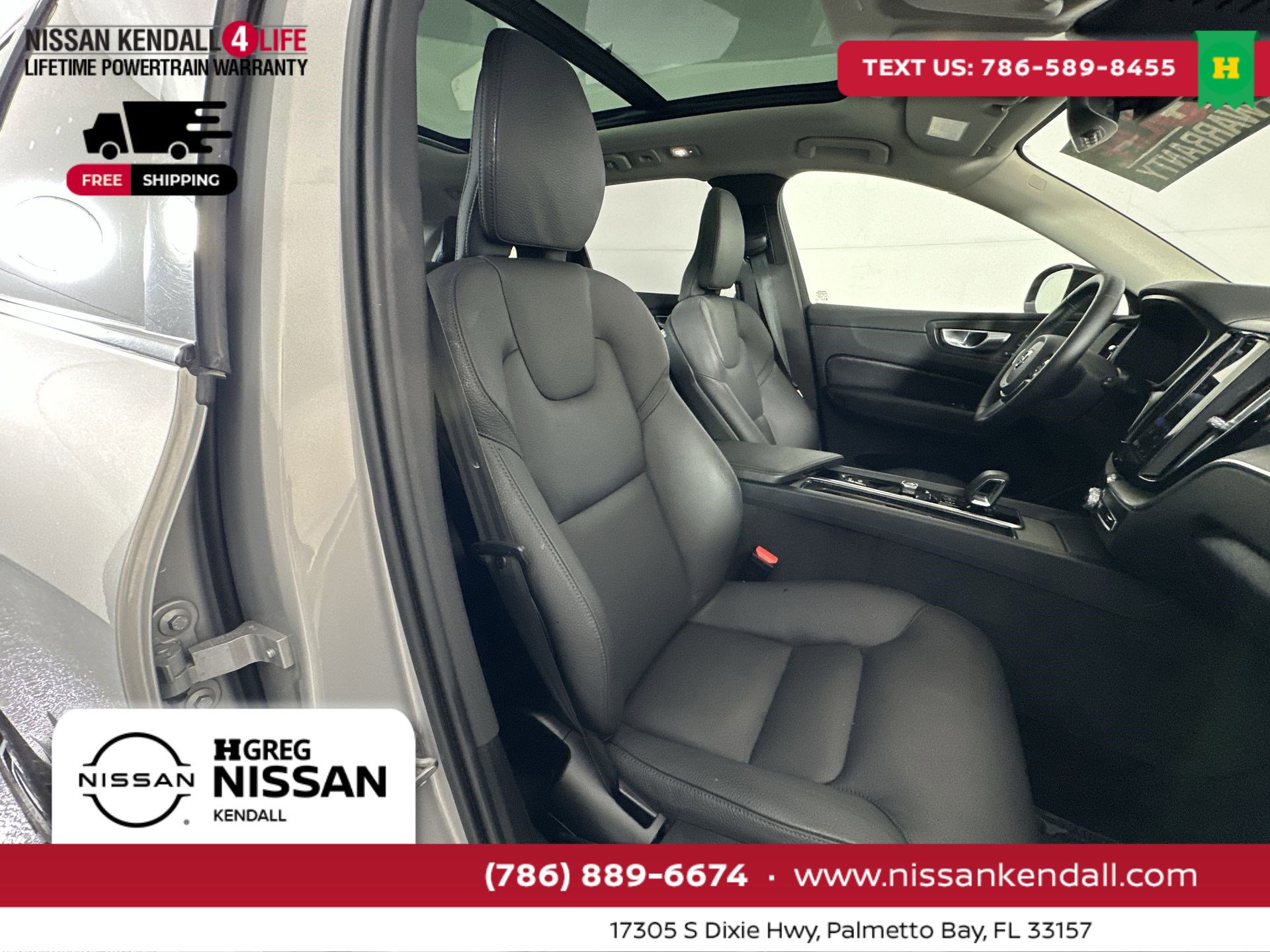 Used 2025 Volvo XC60 B5 Plus image 31