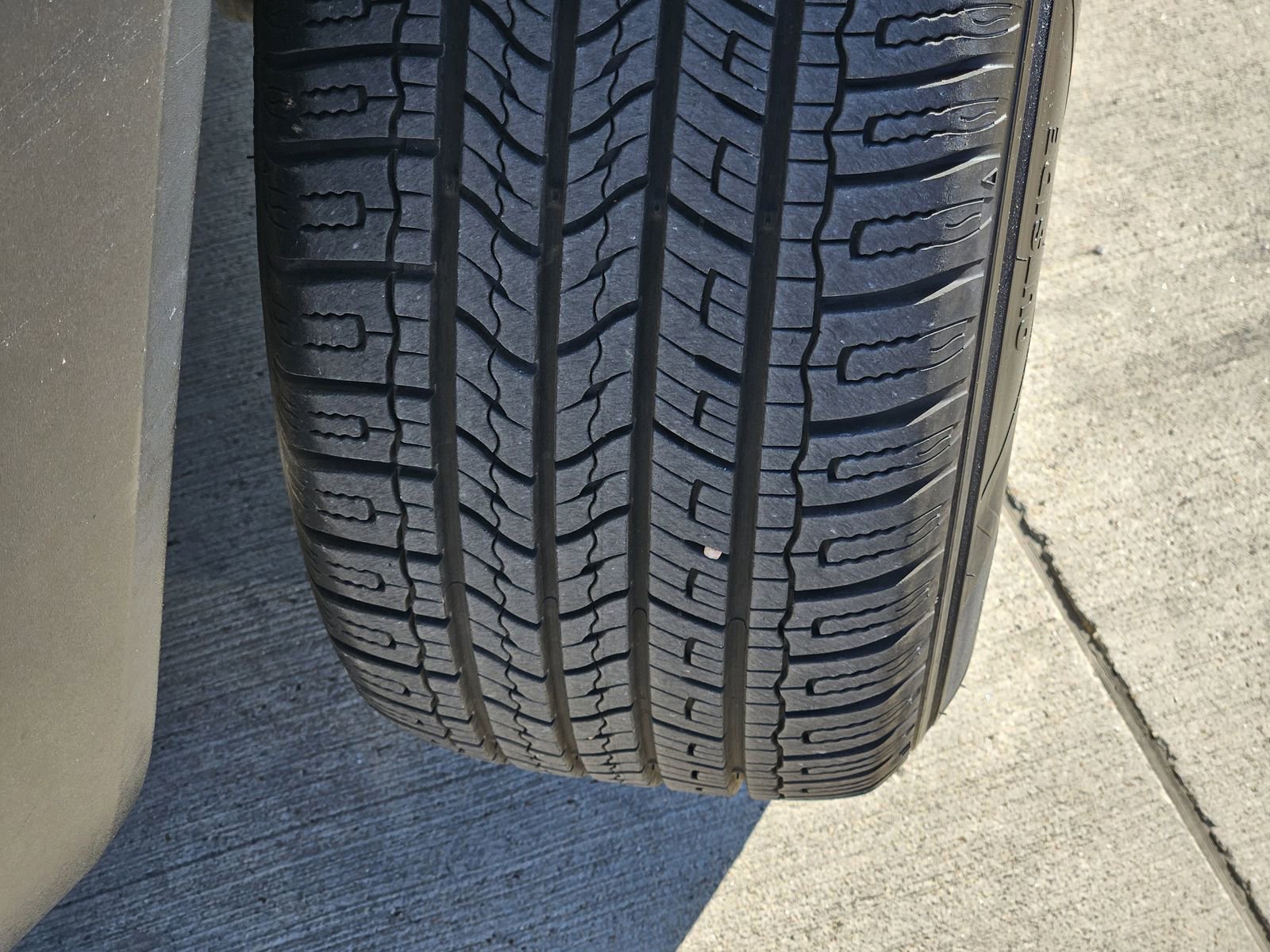 Used 2017 Jeep Renegade Latitude w/ Safety & Security Group (ALP) image 14