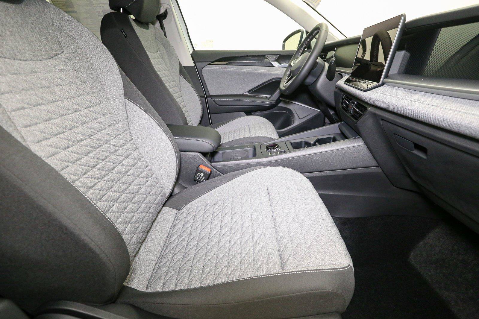 New 2026 Volkswagen Tiguan S AWD/4WD image 13