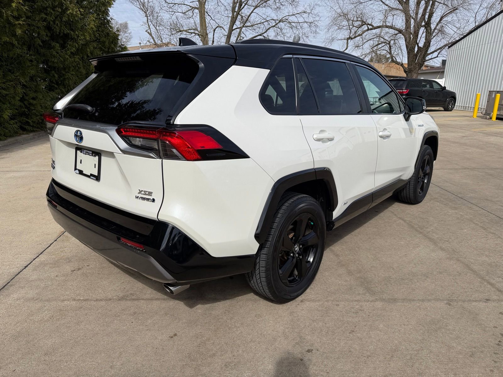 Used 2021 Toyota RAV4 XSE w/ XSE Grade Weather Package image 30