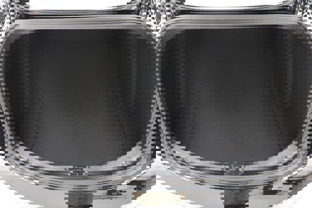 Used 2023 Tesla Model 3 Standard Range image 22