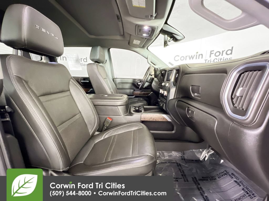 Used 2020 GMC Sierra 2500 Denali w/ Denali Ultimate Package AWD/4WD image 17