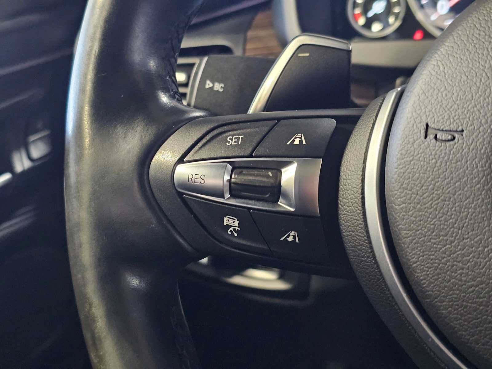Used 2015 BMW X6 xDrive50i AWD/4WD image 18
