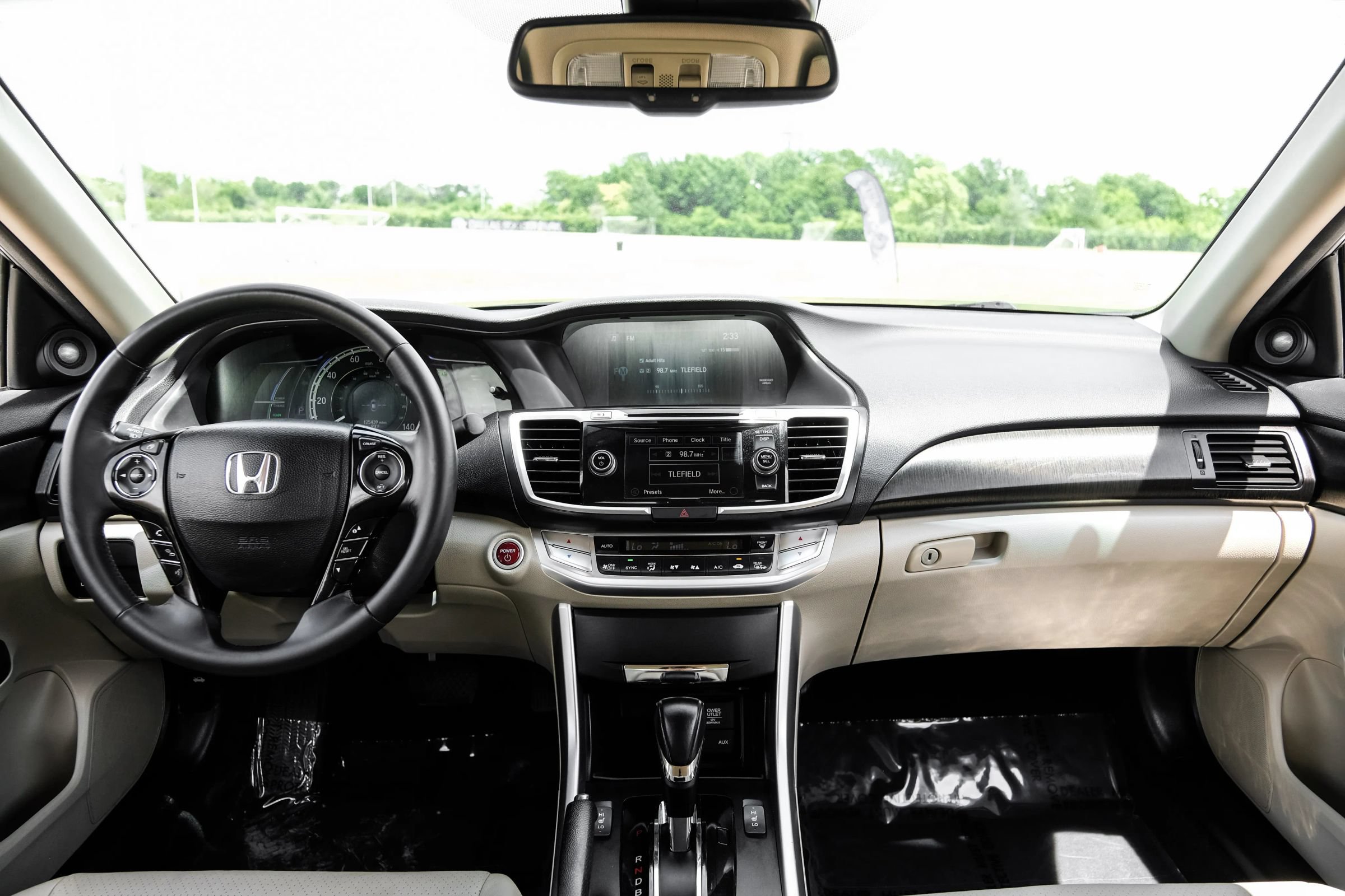 Used 2015 Honda Accord EX-L image 16