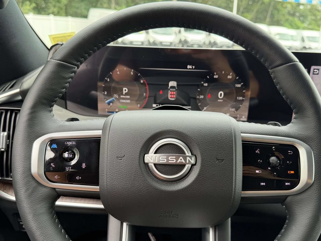 Used 2025 Nissan Armada SL AWD/4WD image 34