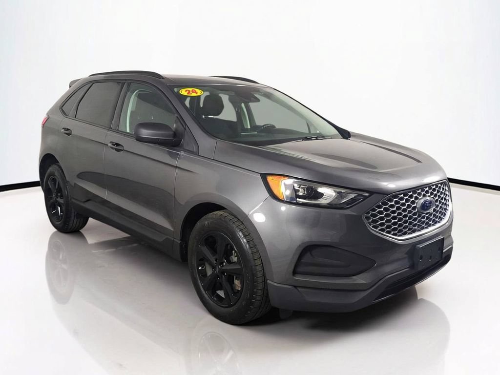 Used 2024 Ford Edge SE AWD/4WD image 2