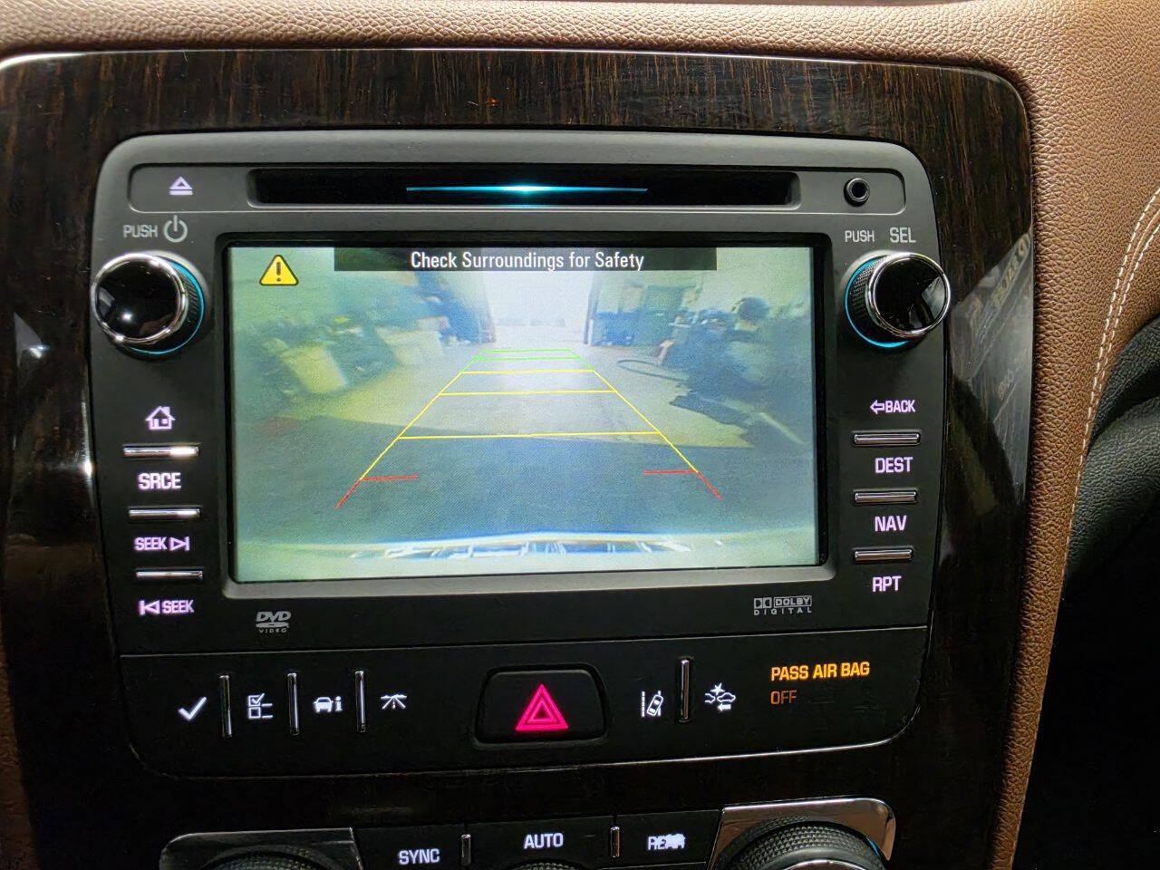 Used 2016 Chevrolet Traverse LTZ FWD image 22