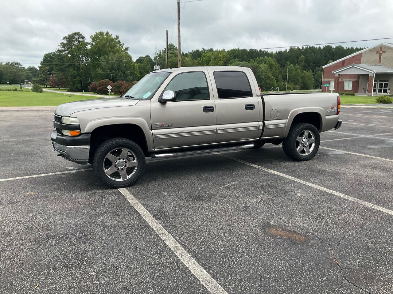 Used 2002 Chevrolet Silverado 2500 LT w/ Off-Road Skid Plate Pkg AWD/4WD image 15