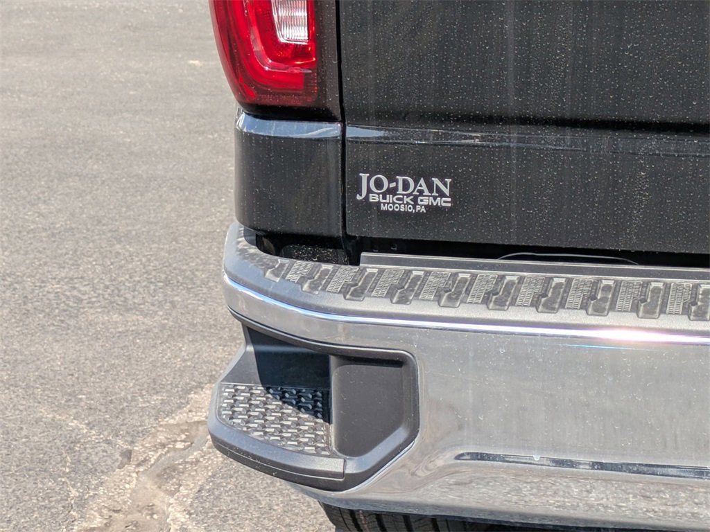 New 2025 GMC Sierra 1500 SLT w/ SLT Premium Package image 29