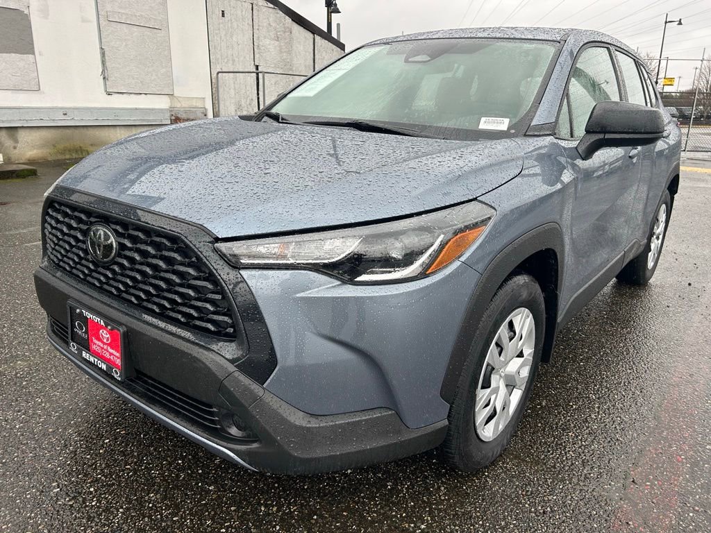 Certified 2023 Toyota Corolla Cross L image 5