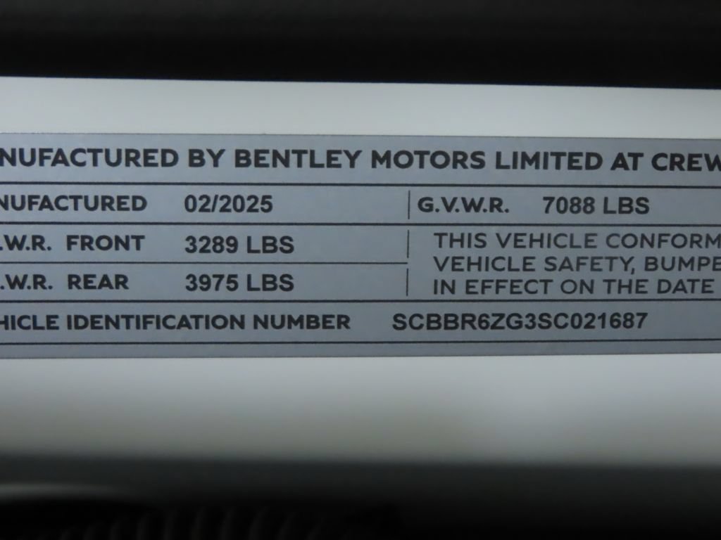 Certified 2025 Bentley Flying Spur Plug-In Hybrid AWD/4WD image 36