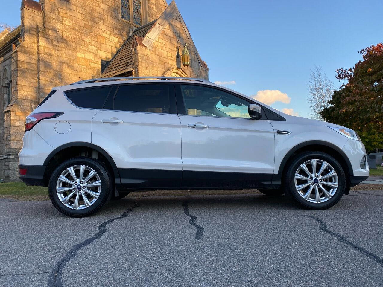 Used 2017 Ford Escape Titanium w/ Canadian Touring Package image 1