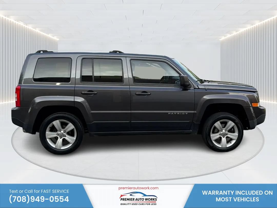 Used 2014 Jeep Patriot Limited w/ Sun/Sound Group AWD/4WD image 8