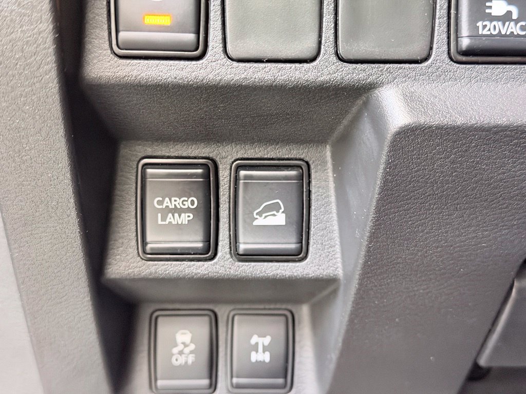 Used 2025 Nissan Frontier PRO-4X w/ Pro Convenience Package AWD/4WD image 46