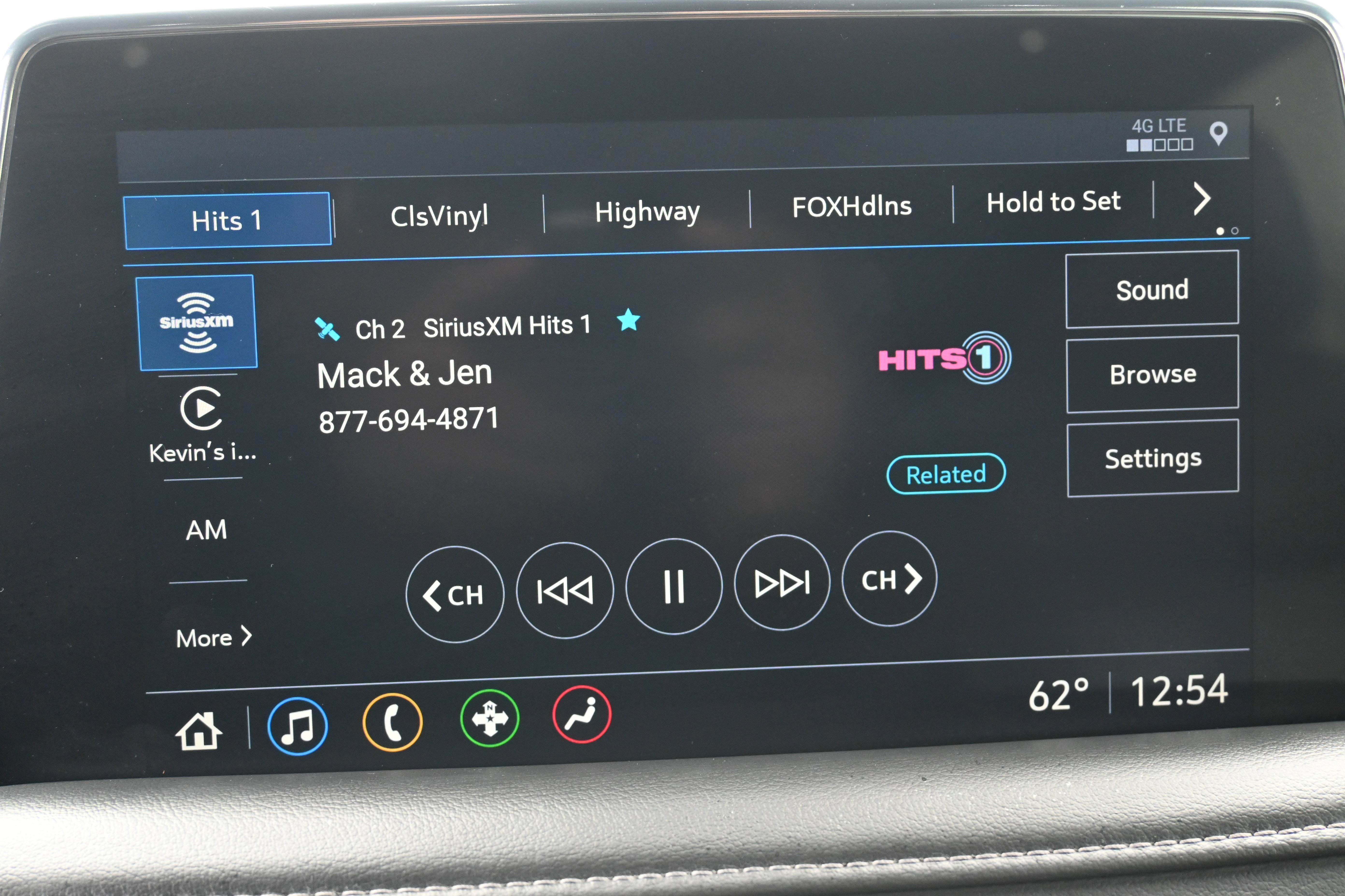 Used 2021 Chevrolet Tahoe LT w/ LT Signature Package image 24