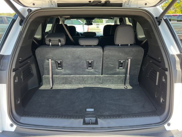 Used 2025 GMC Acadia Elevation image 21