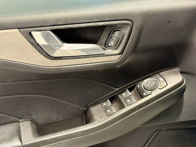 Used 2021 Ford Escape SEL image 15