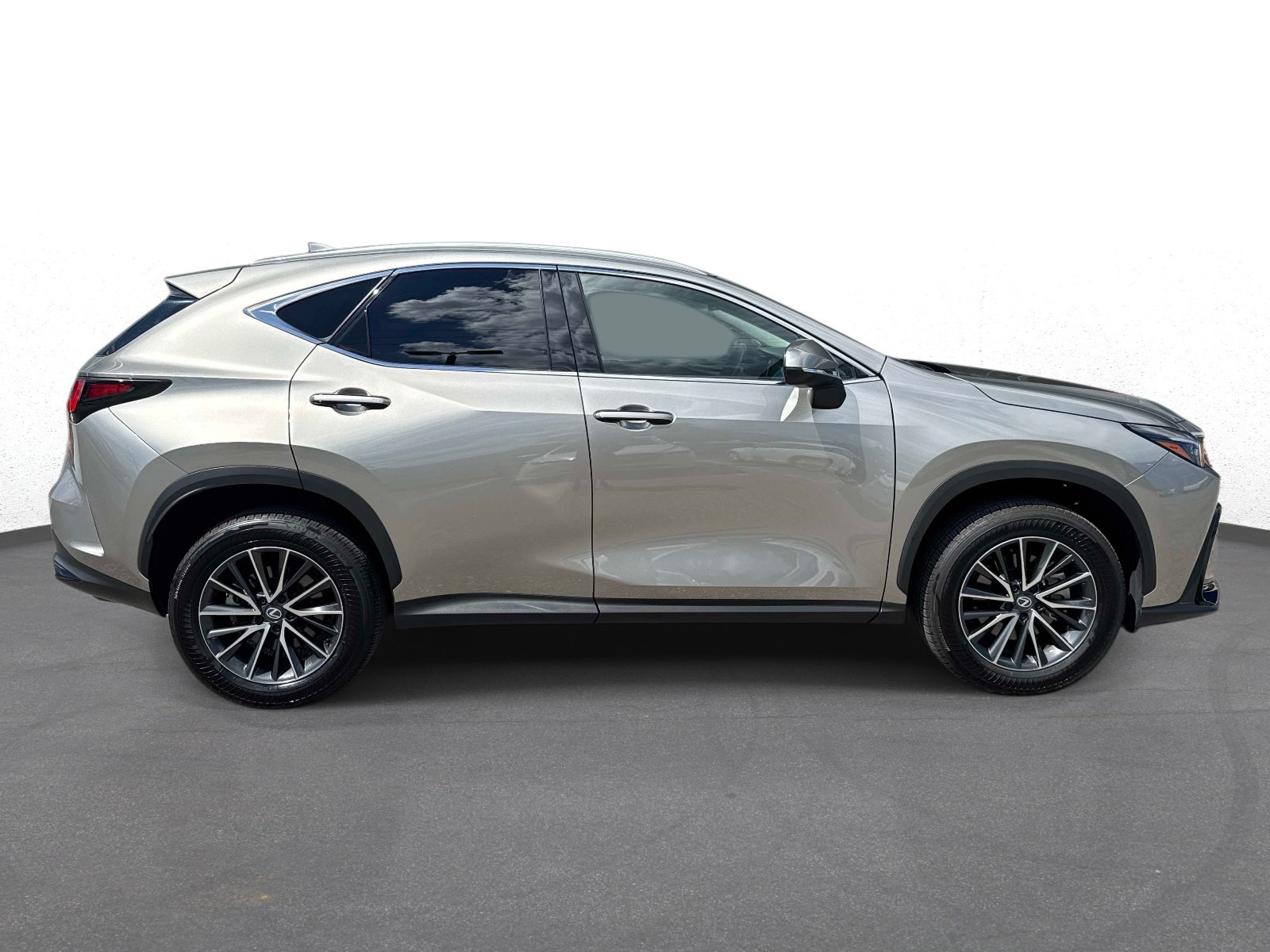Used 2026 Lexus NX 350 AWD w/ Cold Area Package image 2