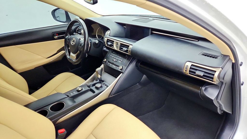 Used 2016 Lexus IS 200t RWD image 25