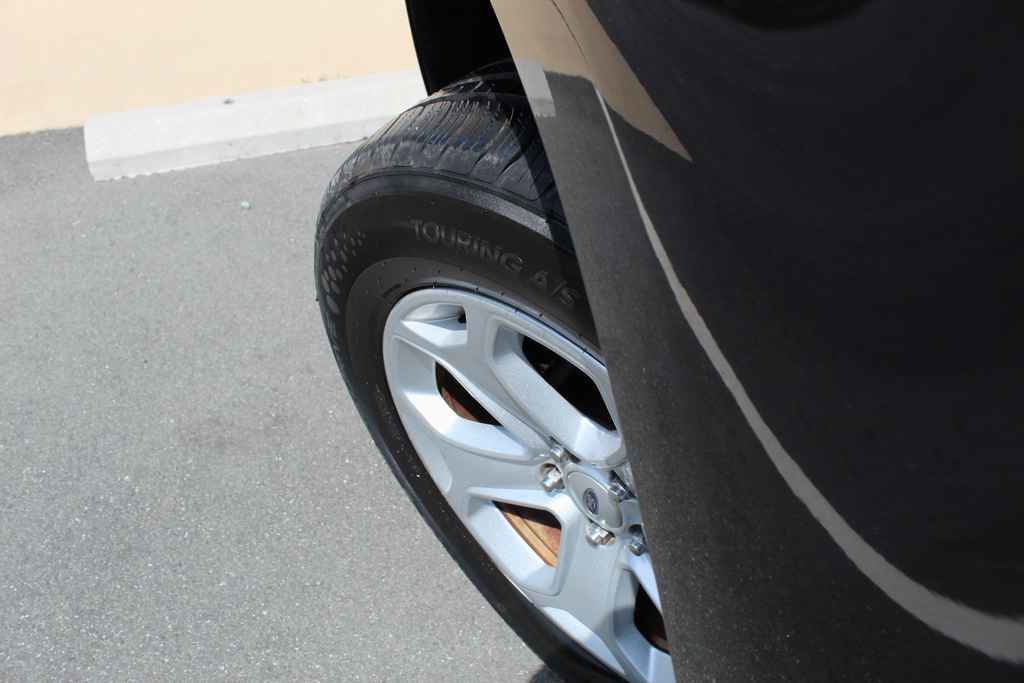 Used 2013 Ford Edge SEL AWD/4WD image 30