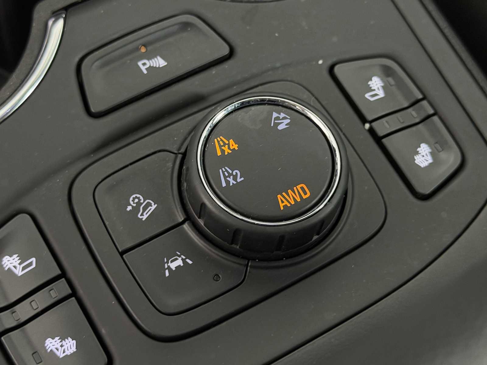 Used 2024 GMC Terrain SLT w/ Tech Package AWD/4WD image 33
