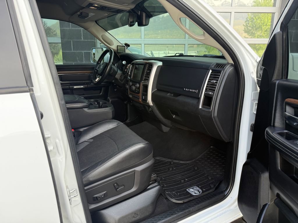Used 2017 RAM 2500 Laramie w/ Sport Appearance Group AWD/4WD image 55