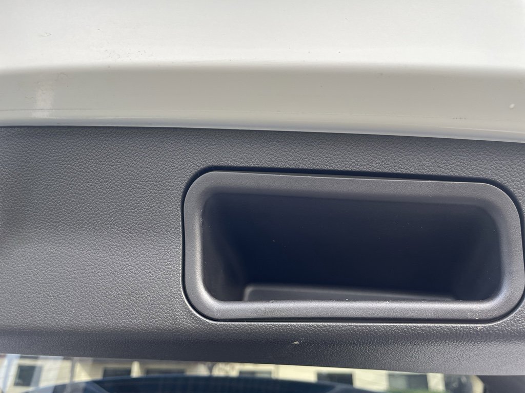 Used 2023 Chevrolet TrailBlazer LT w/ Convenience Package image 43