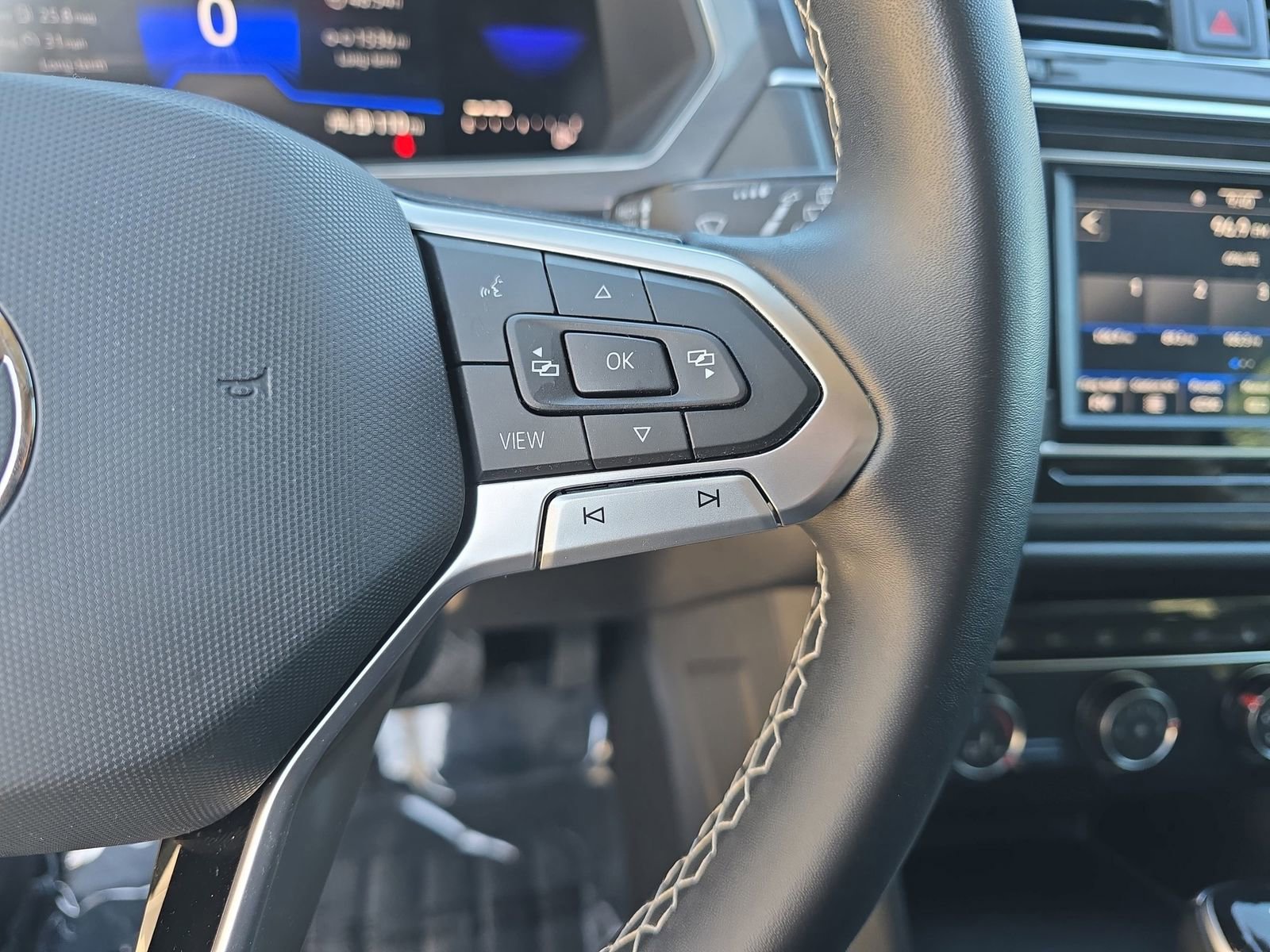 Used 2023 Volkswagen Tiguan S image 23