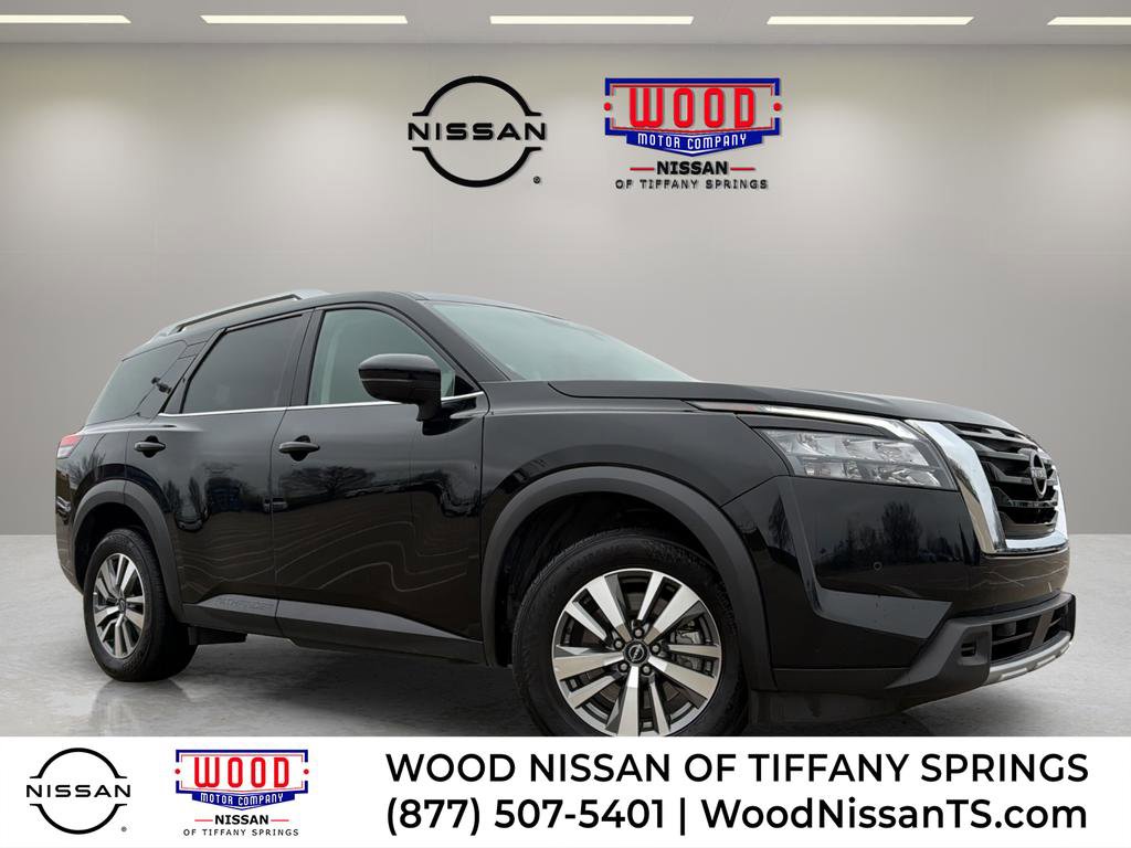 Certified 2025 Nissan Pathfinder SL image 1