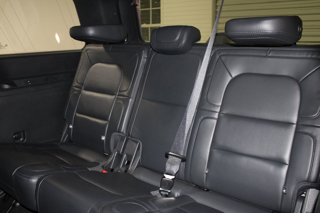 Used 2023 Lincoln Navigator Reserve image 28