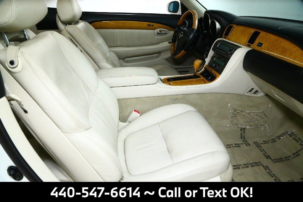Used 2003 Lexus SC 430 Convertible image 32