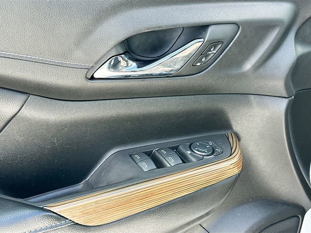 Used 2019 GMC Acadia SLE AWD/4WD image 17