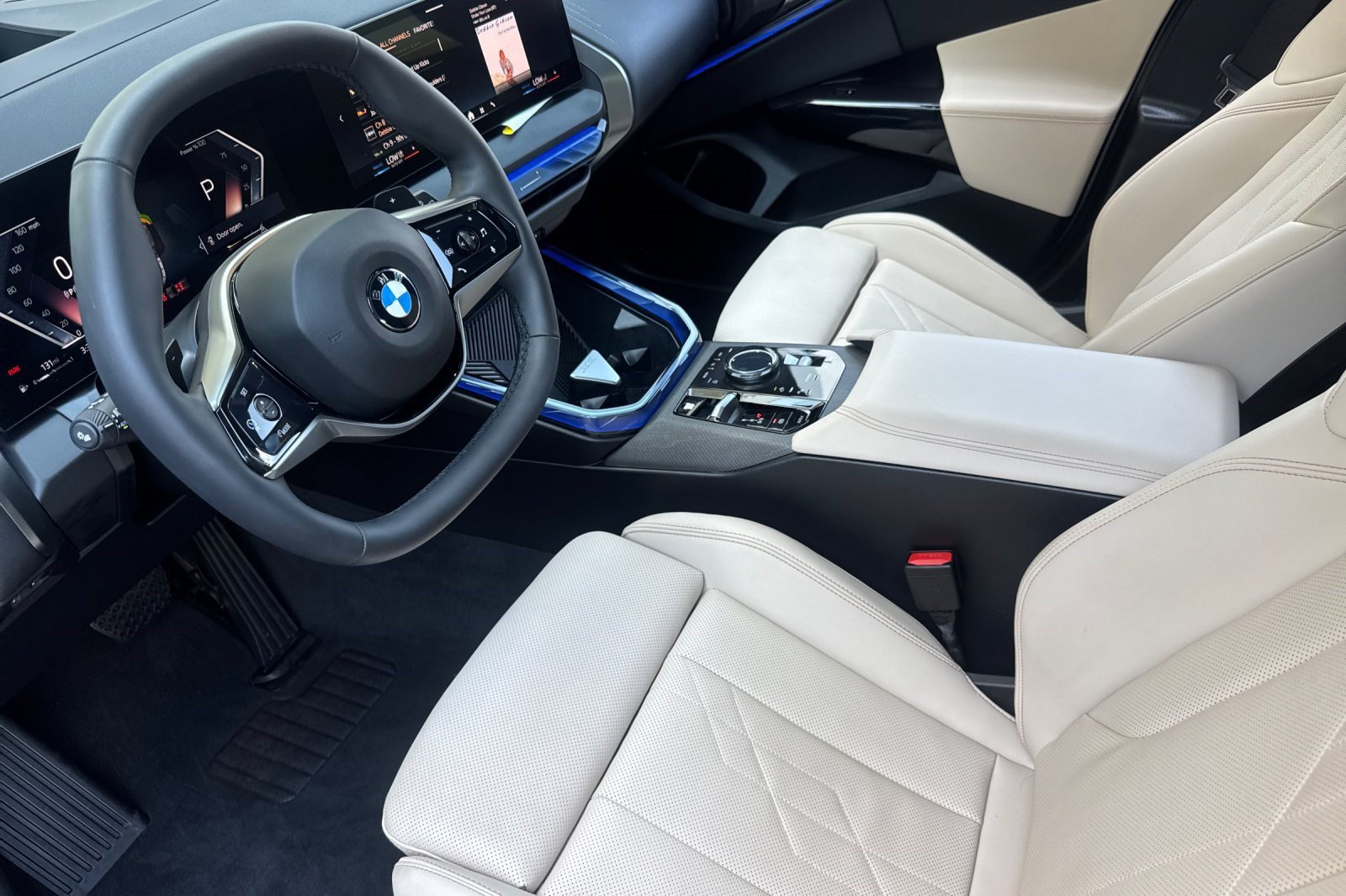 Used 2026 BMW X3 xDrive30i w/ Premium Package AWD/4WD image 4