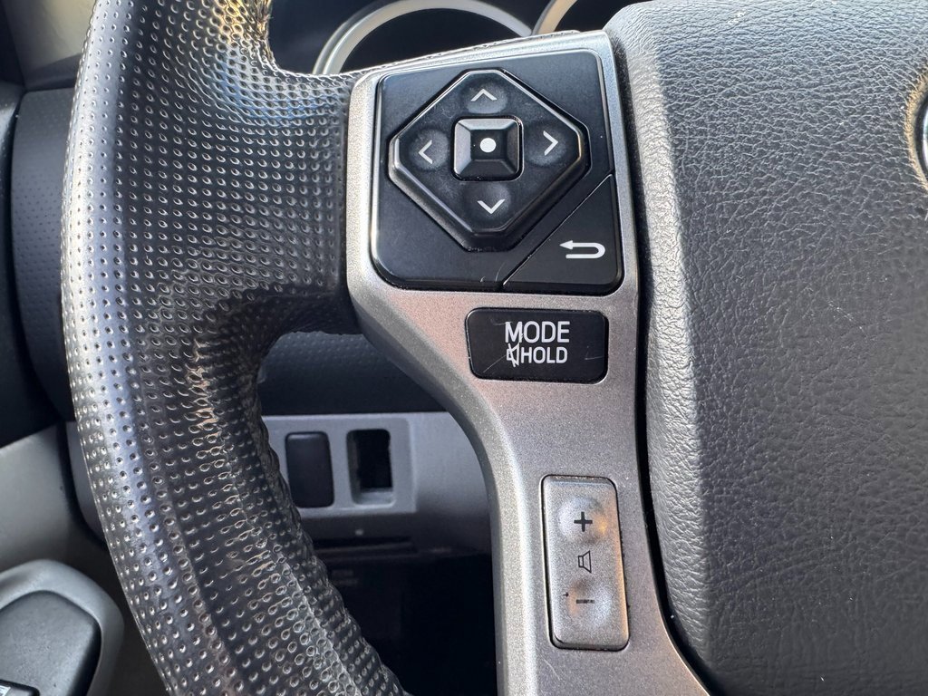 Used 2014 Toyota Tacoma PreRunner w/ SR5 Package image 31