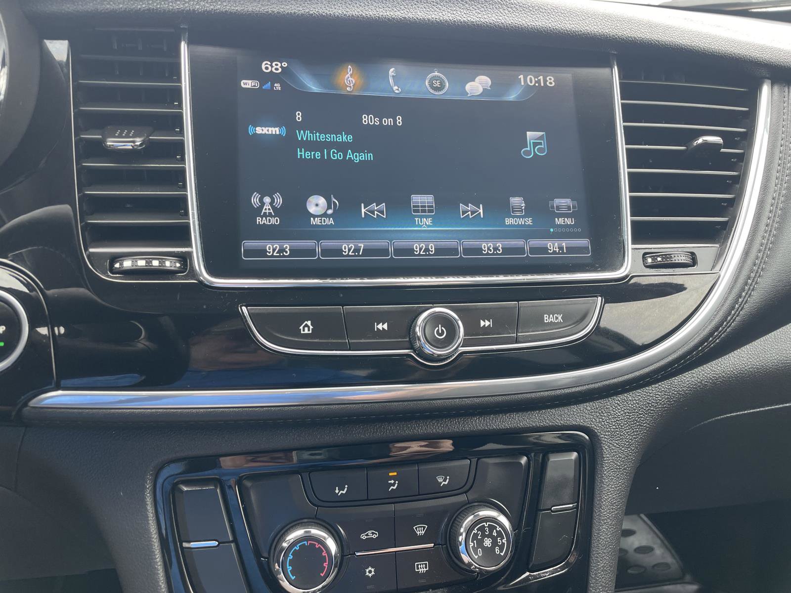 Used 2020 Buick Encore Preferred AWD/4WD image 8