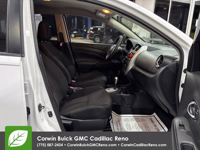 Used 2018 Nissan Versa SV FWD image 33