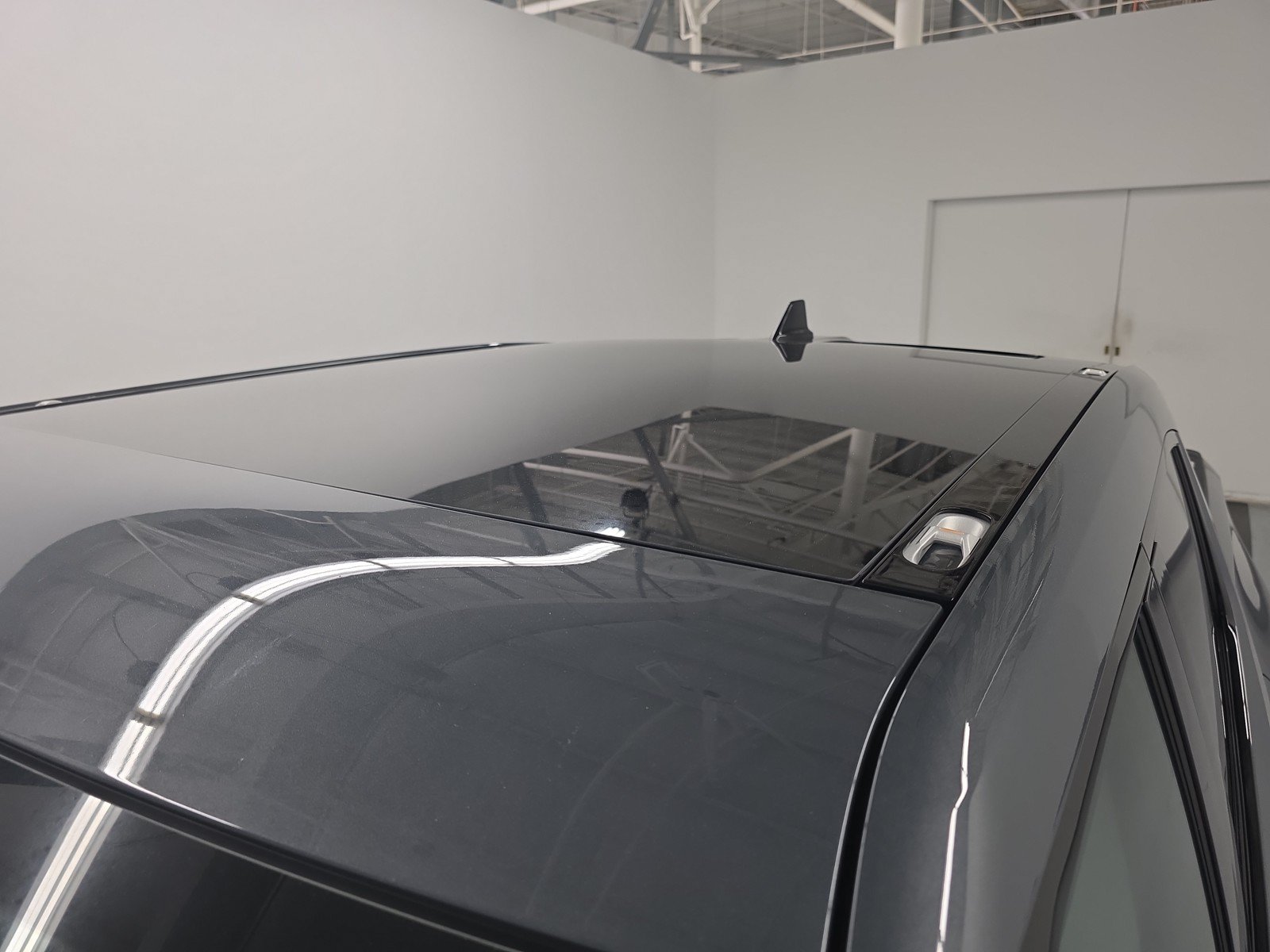 Used 2024 Rivian R1T Adventure AWD/4WD image 13