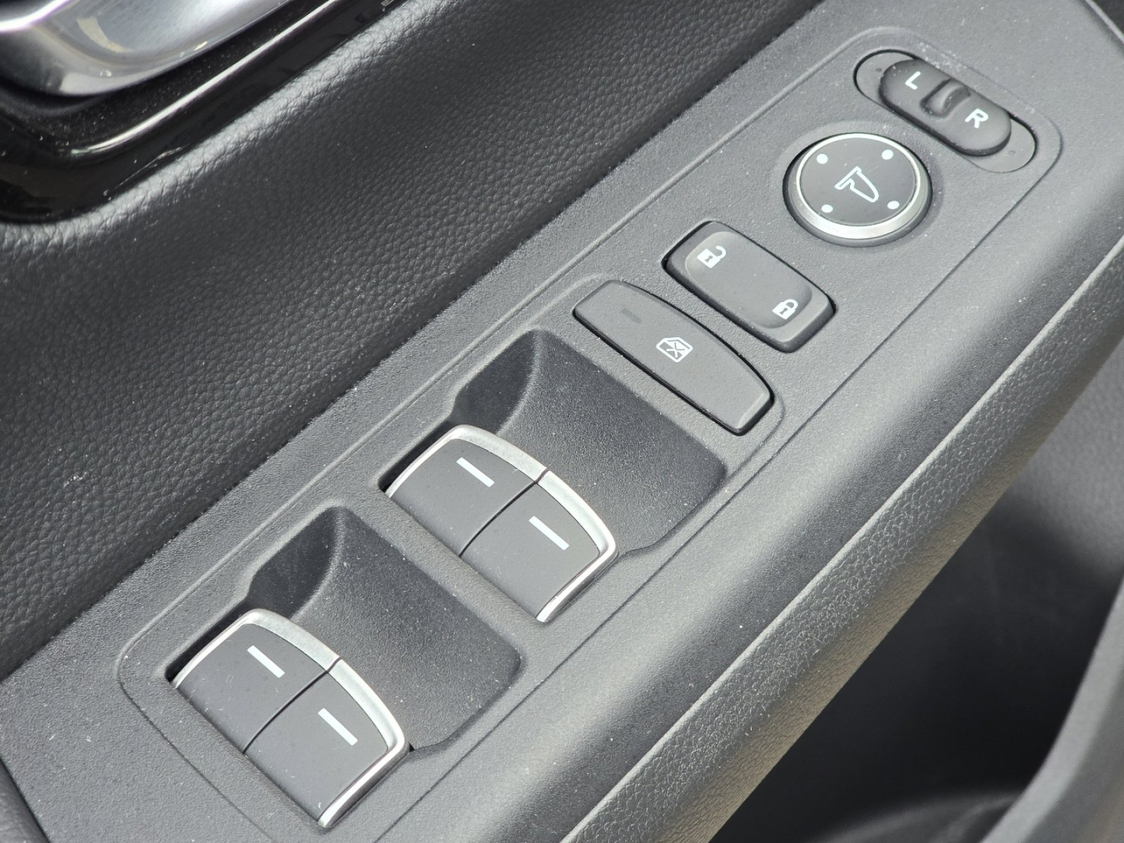 Used 2025 Honda CR-V Sport Touring image 30