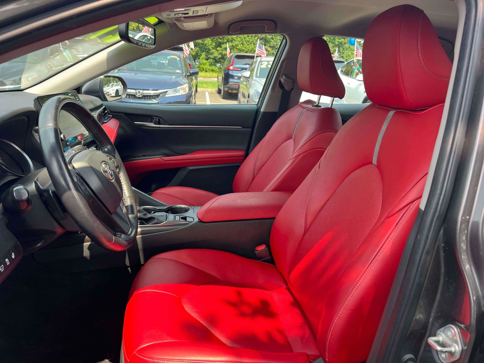 Used 2021 Toyota Camry XSE AWD/4WD image 24