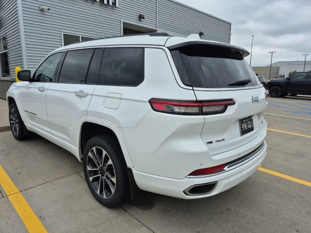 Used 2021 Jeep Grand Cherokee L Overland w/ Advanced Protech Group III AWD/4WD image 5