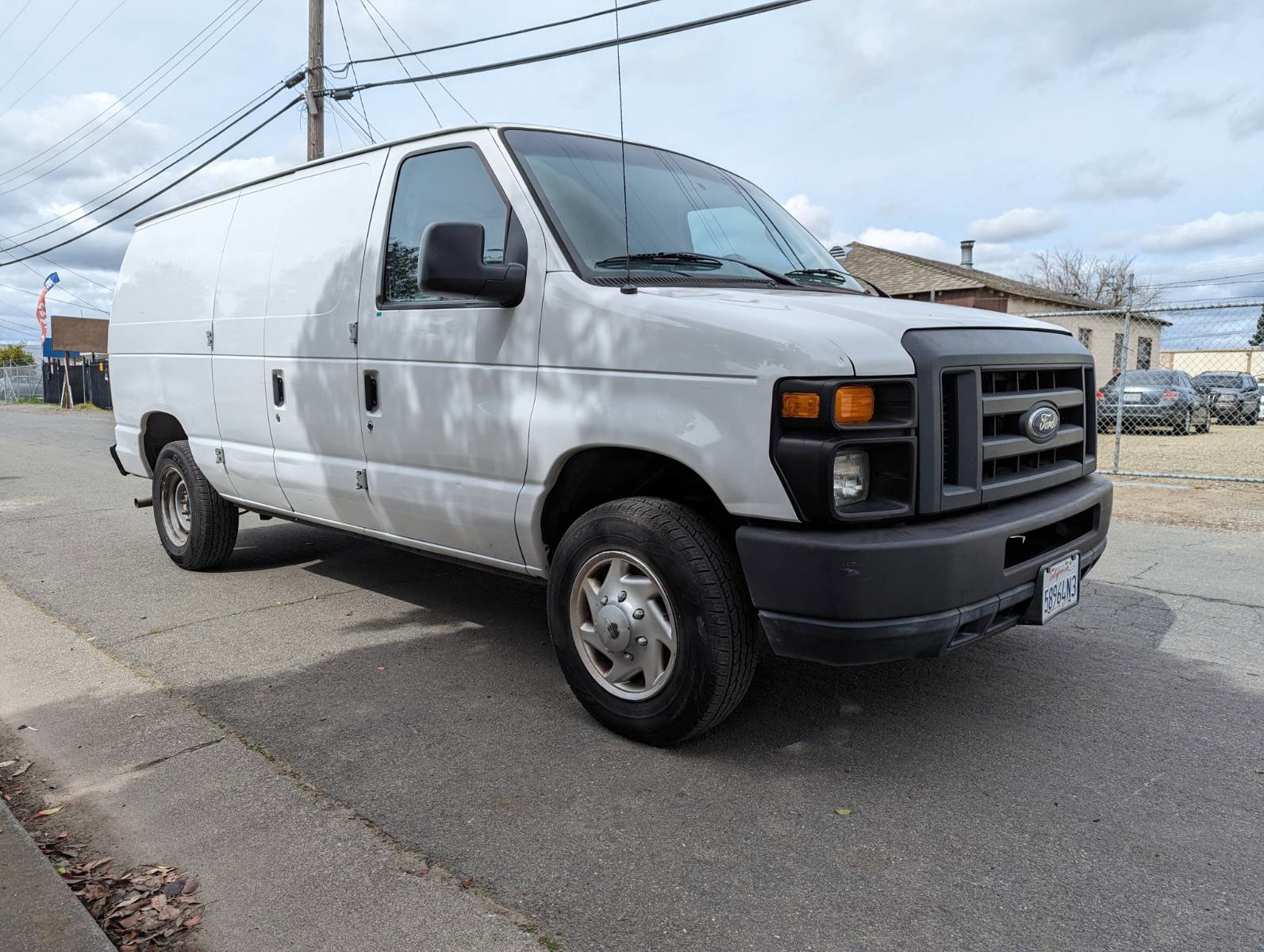 Used 2014 Ford E-150 and Econoline 150 w/ Power Group RWD image 6