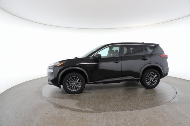 Used 2023 Nissan Rogue S image 5