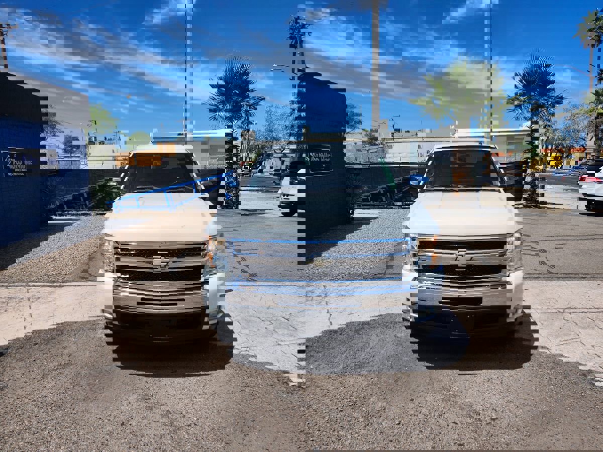 Used 2011 Chevrolet Silverado 1500 LT w/ Regional Value Package image 6