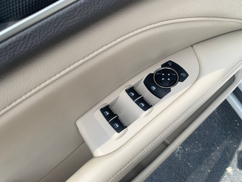 Used 2019 Lincoln MKZ Premiere FWD image 19