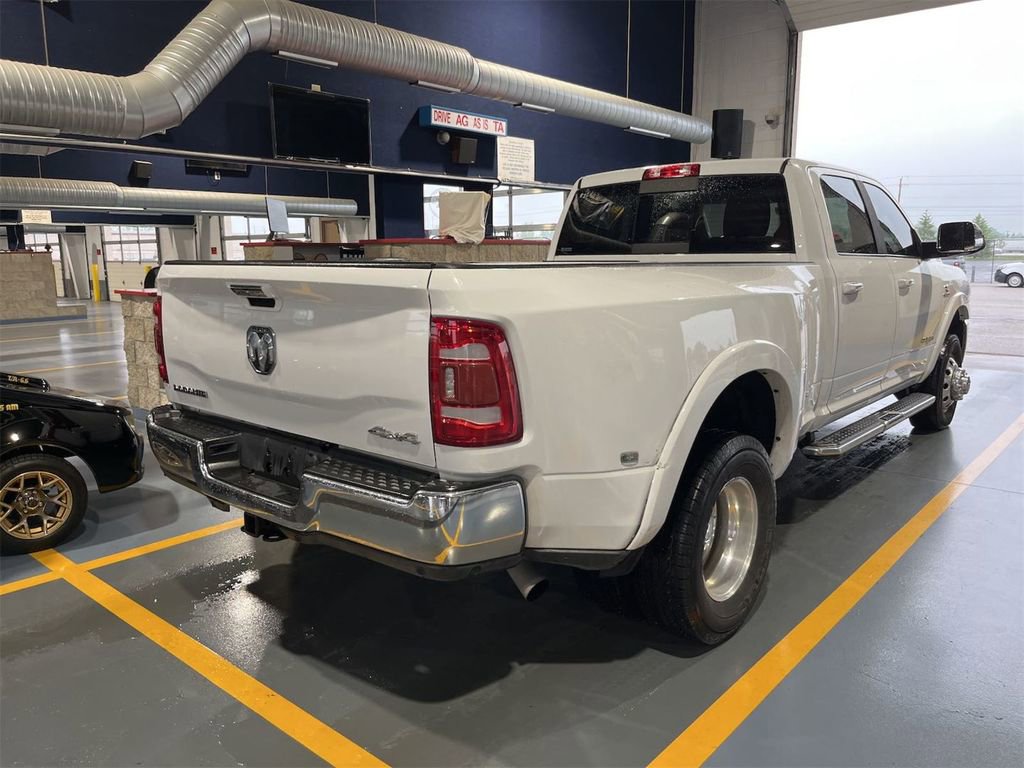 Used 2021 RAM 3500 Laramie w/ Chrome Appearance Group AWD/4WD image 3