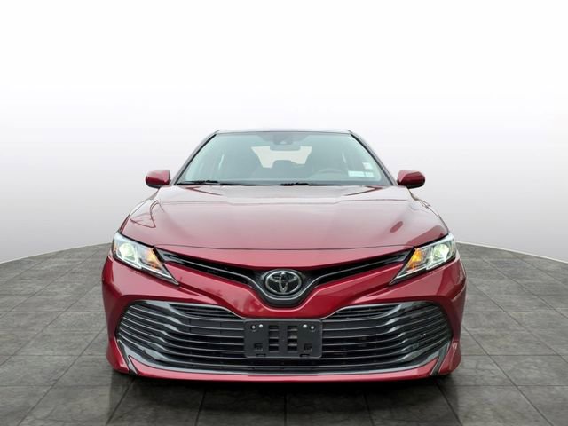 Used 2019 Toyota Camry LE FWD image 2