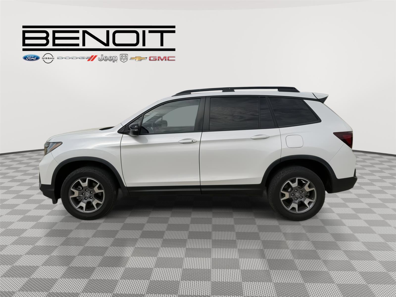 Used 2023 Honda Passport TrailSport image 4